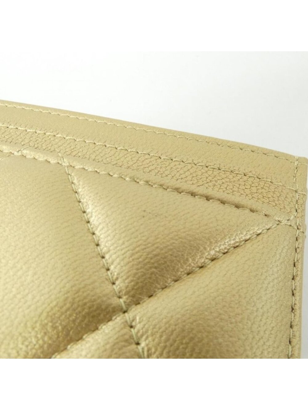 Chanel 19 Line Card Case - Picture 4 of 5